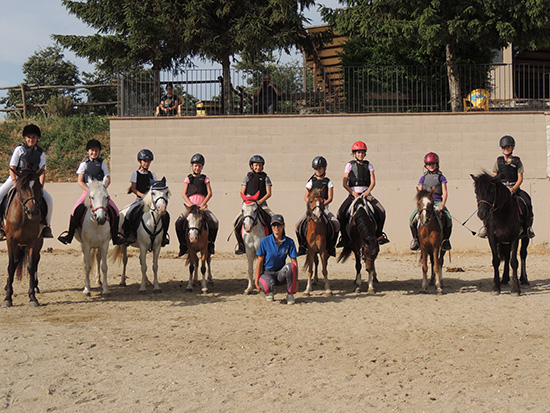 cavalli pony biciclette calcio tipo attivita